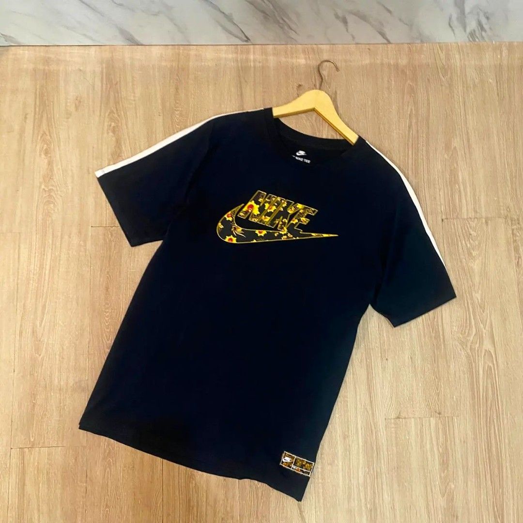 mens nike flower shoes