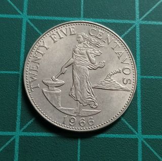 Philippines 1966 25 Centavos coin English series (German mint version 6 smoke rings)