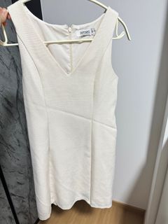 (Category: ) located in . Submitted by litliterally (Listing ID 1294969442, Image 1). Description: .