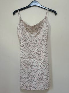（分類：）位於 。 由 sellingrandomthingssss 提交（商品編號 1294893562，圖片 1）。簡介： 。