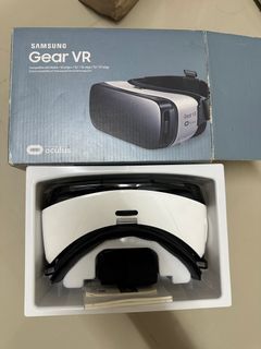 SAMSUNG GEAR VR by OCULUS