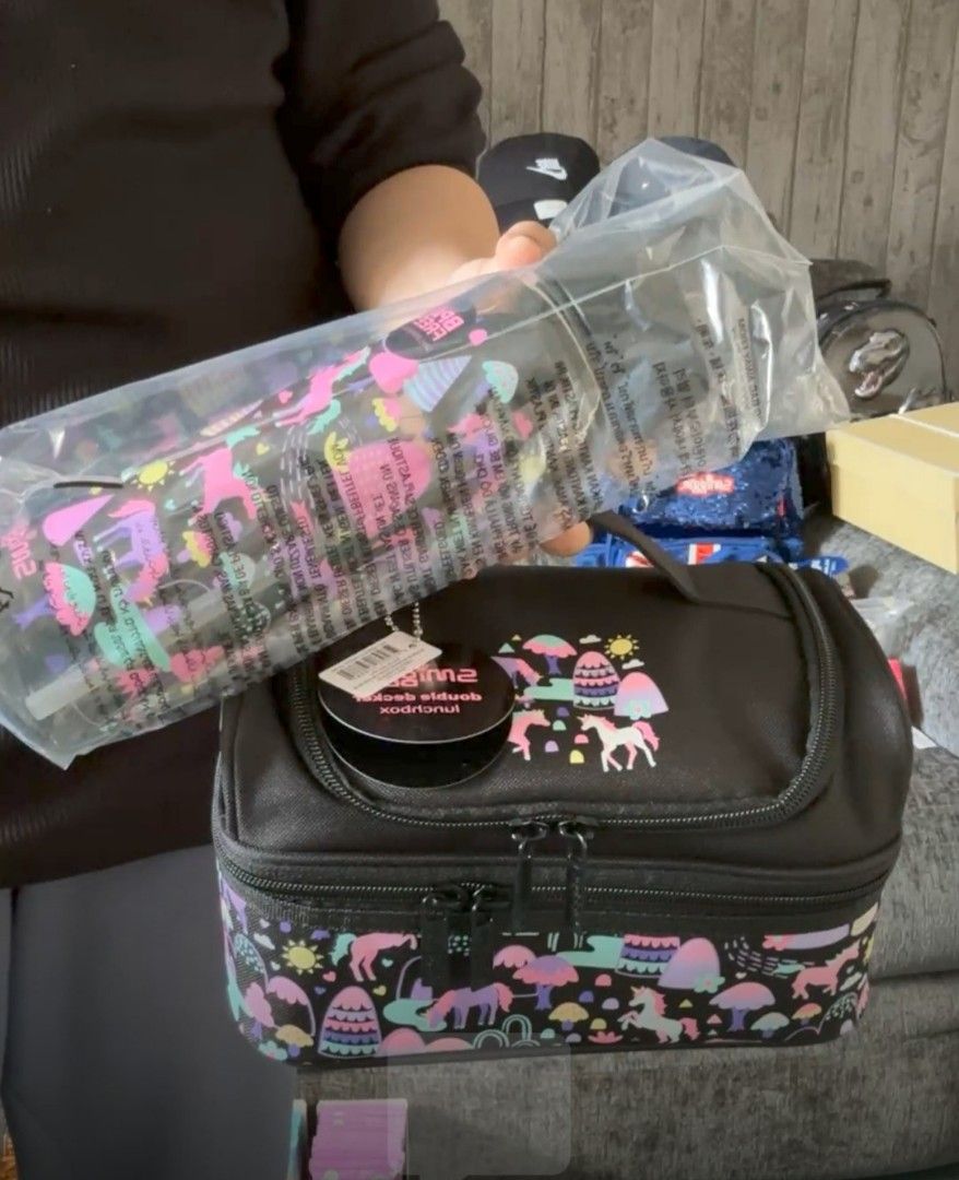 Smiggle double decker + water bottle (Category: Babies & Kids Fashion) located in Quezon City. Submitted by margsstuff (Listing ID 1294836508, Image 1). Description: brandnew original smiggle from UK please follow our page on facebook JMAX lalamove or pick up qc.