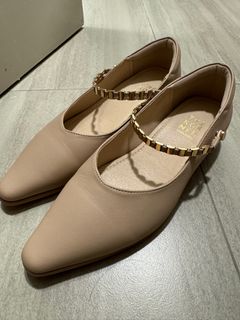 （分類：）位於 。 由 ayee_lo 提交（商品編號 1294985432，圖片 1）。簡介： 。
