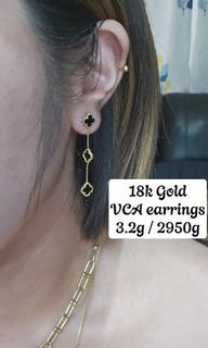 VCA dangling earrings 18k gold