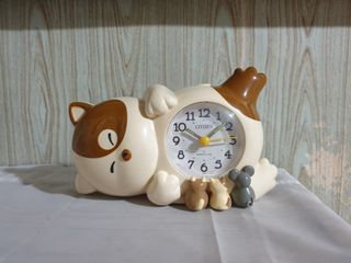 Vintage Otama-chan Nyan Chu Cat Alarm Clock