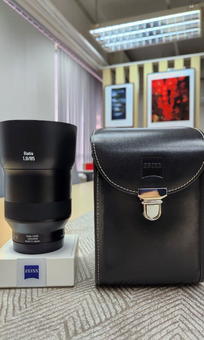 ZEISS BATIS 85MM F1.8 + Leather Pouch + Stand, 攝影器材, 鏡頭及 ...