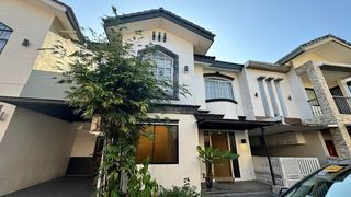 4 Bedroom, Pre-owned Townhouse in Capitol Hills, Quezon City For Sale