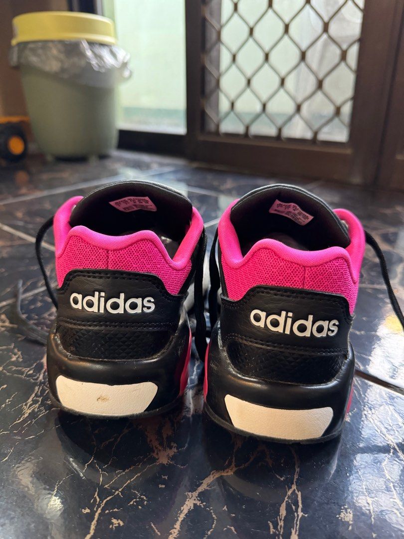 ADIDAS NEO Run 39 Size 4 US Women s Women s Fashion Footwear Sneakers on Carousell