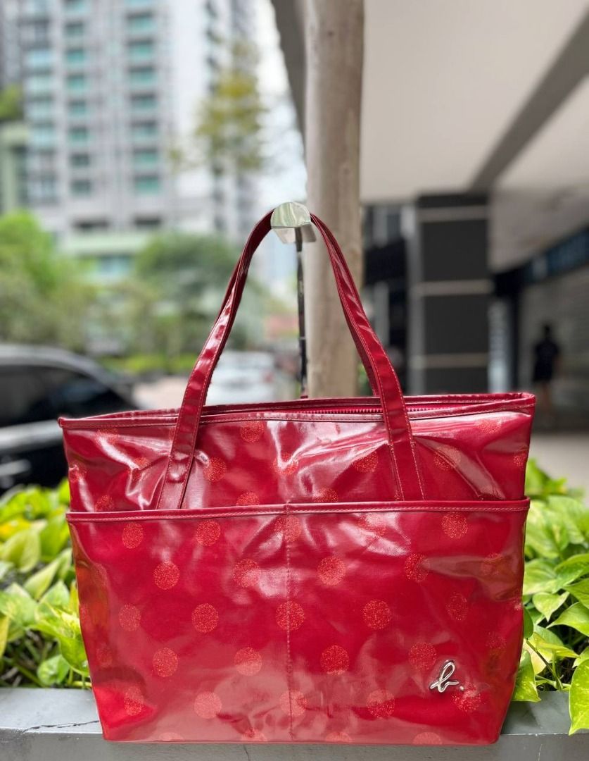 AGNES B RED PATENT LEATHER TOTE BAG