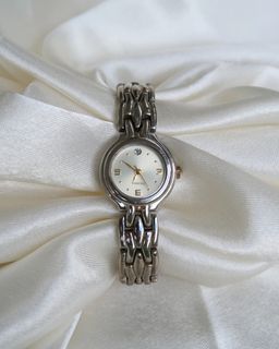 Allude diamond quartz vintage watch
