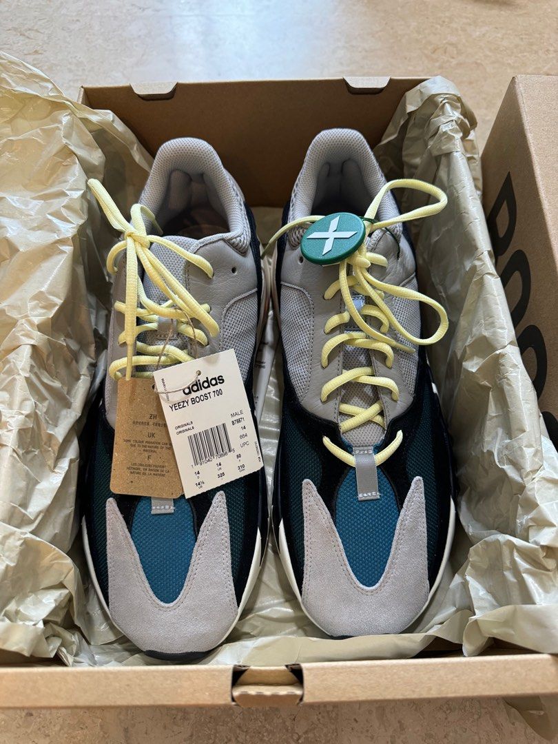 BN US14.5 Yeezy Boost Waverunner 700