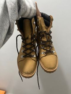 Boots / Winter Boots