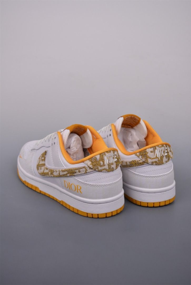 Dunk x dior online