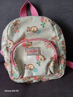 (Category: ) located in . Submitted by preloved_reen85 (Listing ID 1295021306, Image 1). Description: .