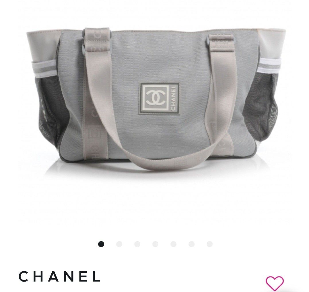 Chanel tote nylon (Category: Luxury Bags & Wallets) located in Butuan. Submitted by yangzzzverzosa (Listing ID 1295109083, Image 1). Description: light yellowish color both sides semi-large size free sf.