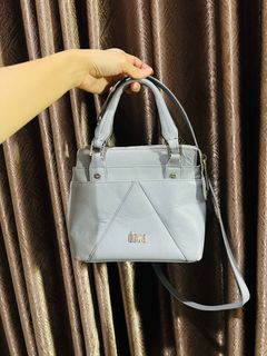(Kategori: ) berada di . Dikirim oleh secondhand_42 (ID iklan 1295160979, Gambar 1). Deskripsi: .