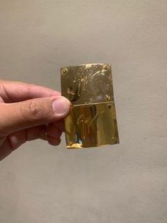 (Category: ) located in . Submitted by moneymann888 (Listing ID 1295144759, Image 1). Description: .