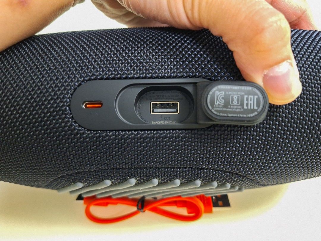 100% Authentic JBL speaker Charge 5442985667353661442