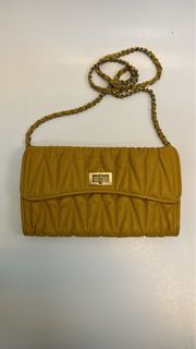 （分類：）位於 。 由 reginaleungggg 提交（商品編號 1295098265，圖片 1）。簡介： 。