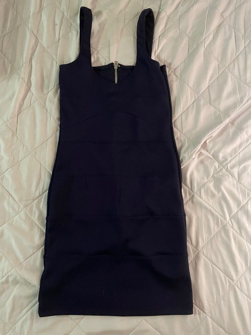 Navy blue body con dress (Category: Dresses) located in Mandaluyong City. Submitted by txnylll (Listing ID 1295097206, Image 2). Description: .