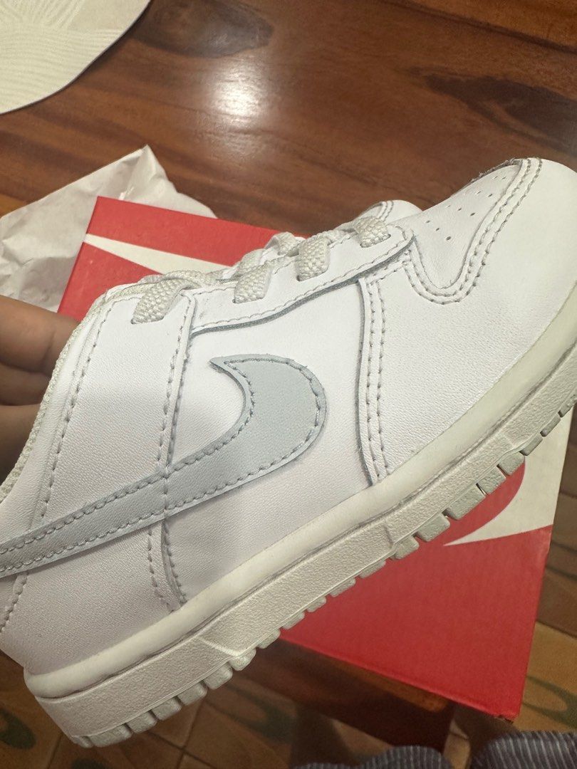 Nike Dunk Low White Toddler Shoes (Category: Sneakers) located in Quezon City. Submitted by gracesc (Listing ID 1295031177, Image 2). Description: Size 9C.