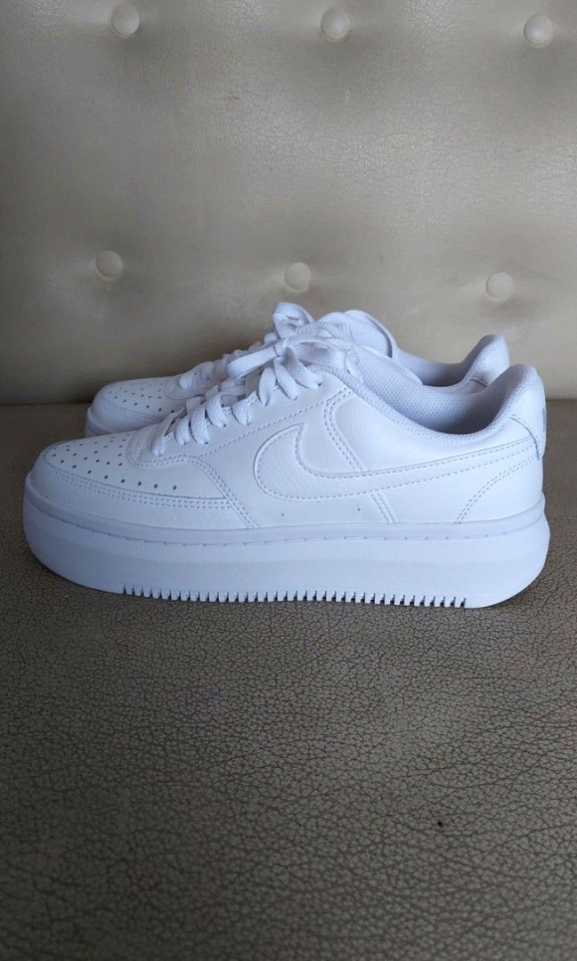 Nike White Sneakers Court Vision Alta Original 1000 New Ga Jadi Pakai Nike white sneakers court vision alta original 1000 new ga jadi pakai