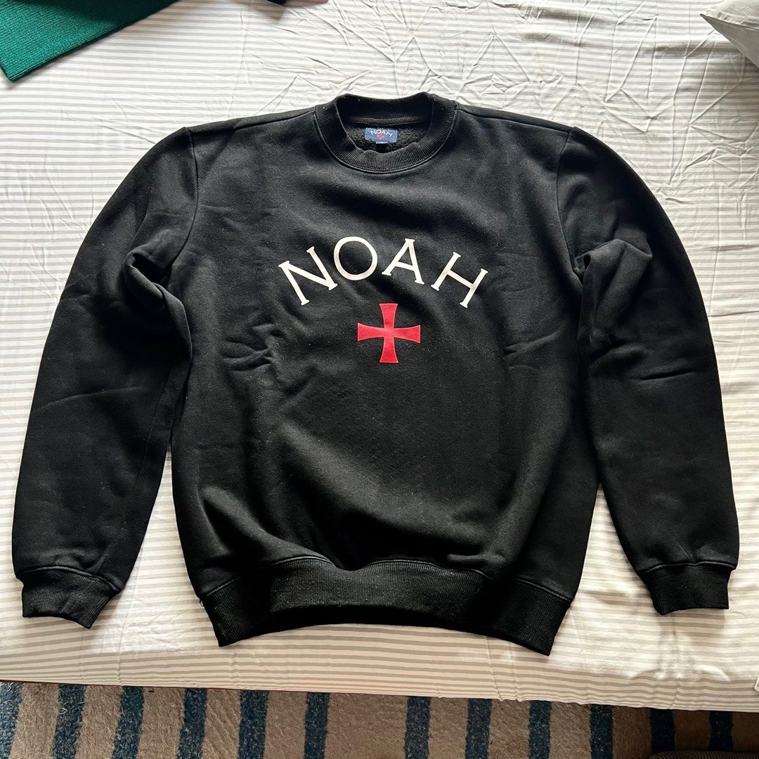 Noah Sweatshirt Black (Category: Longsleeves) located in Makati City. Submitted by jmseduardo (Listing ID 1295092369, Image 1). Description: A bit too large for me Super good quality on this one.