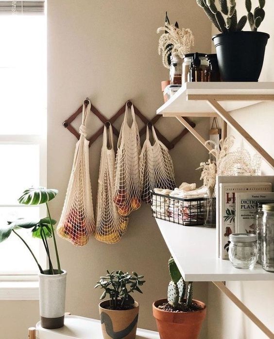 Wood-like plastic accordion wall hook (Category: Wall Decor) located in Dasmarinas. Submitted by millennialmeetsvintage (Listing ID 1294702872, Image 1). Description: last price posted 📌shipping via lalamove only 📌no reservations, first-to-pay basis 📌no physical store, no walk-ins 📌ships from dasma cavite 📌no COD transactions.