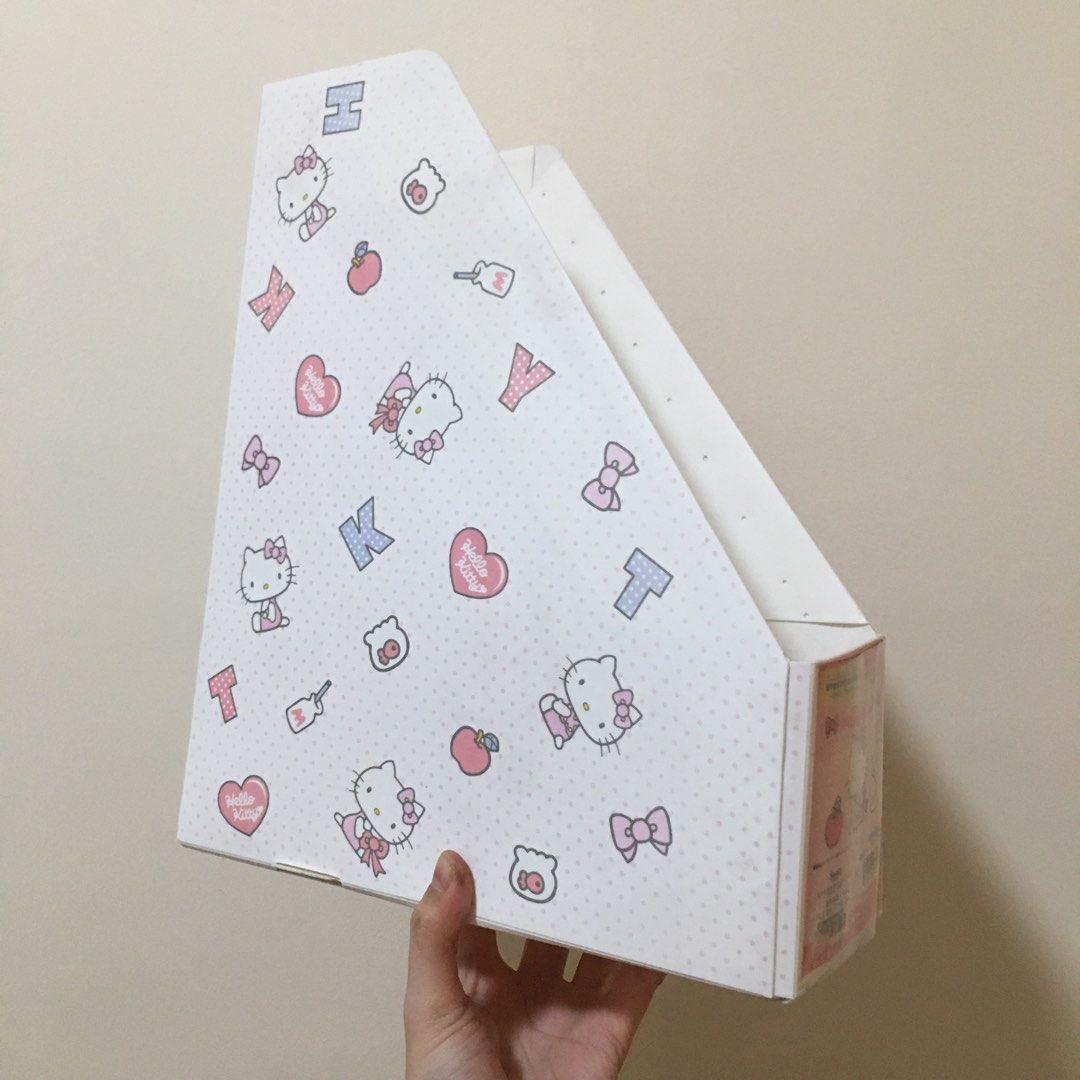 Sanrio Hello Kitty File Box (Category: Storage Boxes & Baskets) located in Caloocan City. Submitted by wearweare (Listing ID 1295083662, Image 3). Description: .