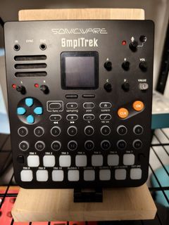 （分類：）位於 。 由 su501 提交（商品編號 1295108217，圖片 1）。簡介： 。