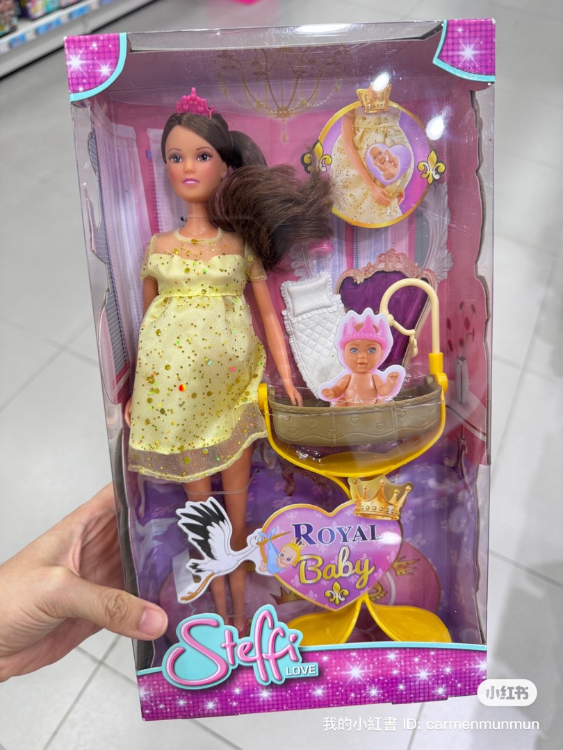 Royal baby barbie clearance