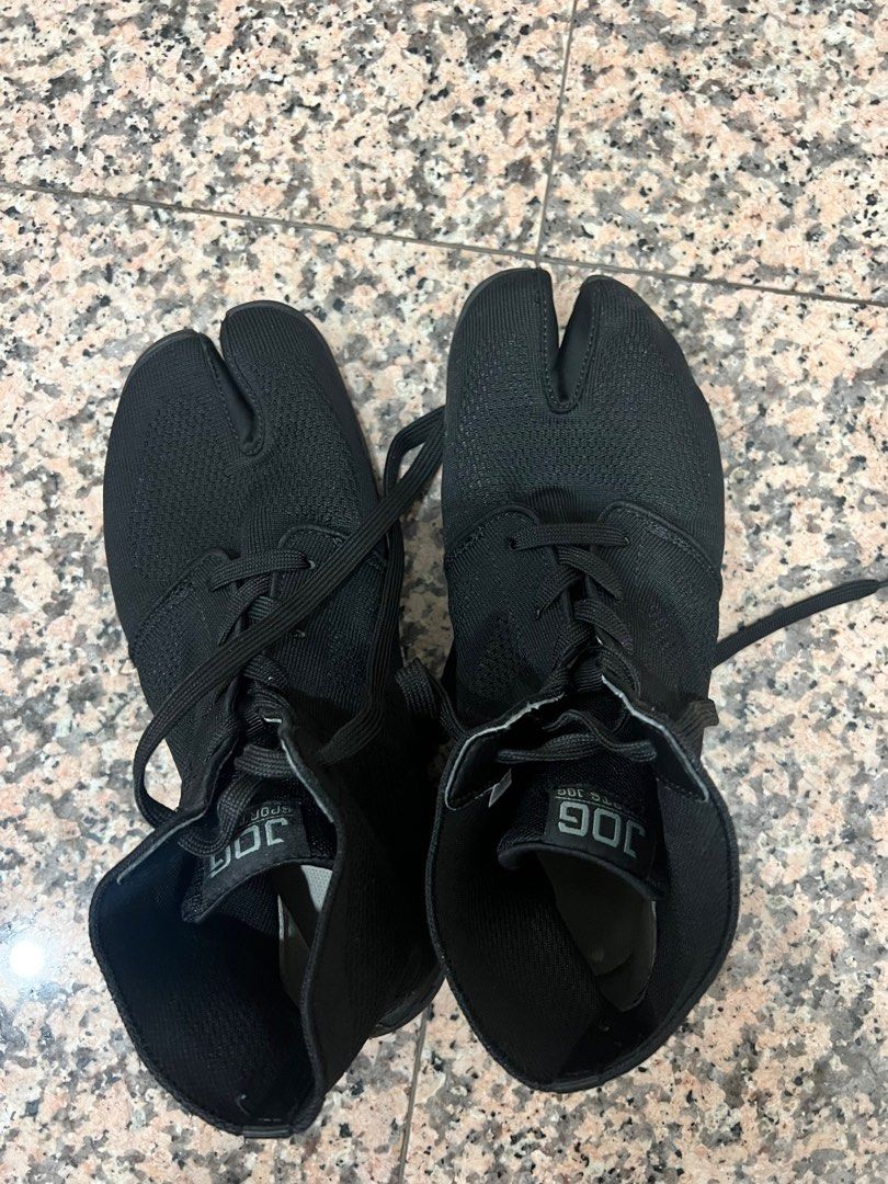 tabi running shoes