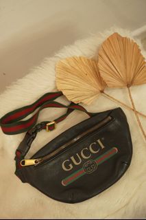 𝐆𝐔𝐂𝐂𝐈 Gucci Print Leather Black Belt Waist Bum Bag Small