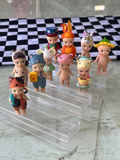 acrylic display rack (for blind boxes, sonny angel, etc.)