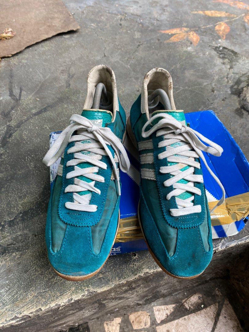 Adidas SL72 Tosca Fesyen Pria Sepatu Sneakers di Carousell