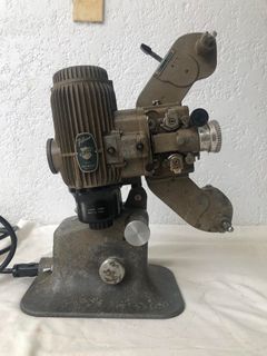 Antique Working Filmo Diplomat Bell & Howell 16mm Film Projector
