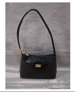 (Kategori: ) berada di . Dikirim oleh prexea (ID iklan 1295344569, Gambar 1). Deskripsi: .