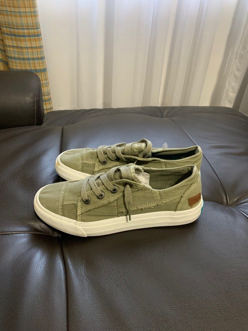 Blowfish Malibu Women s Canvas Maxine Green Washed Slip on Shoes
