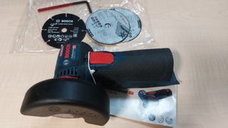 （分類：）位於 。 由 lukwai666 提交（商品編號 1295247681，圖片 1）。簡介： 。