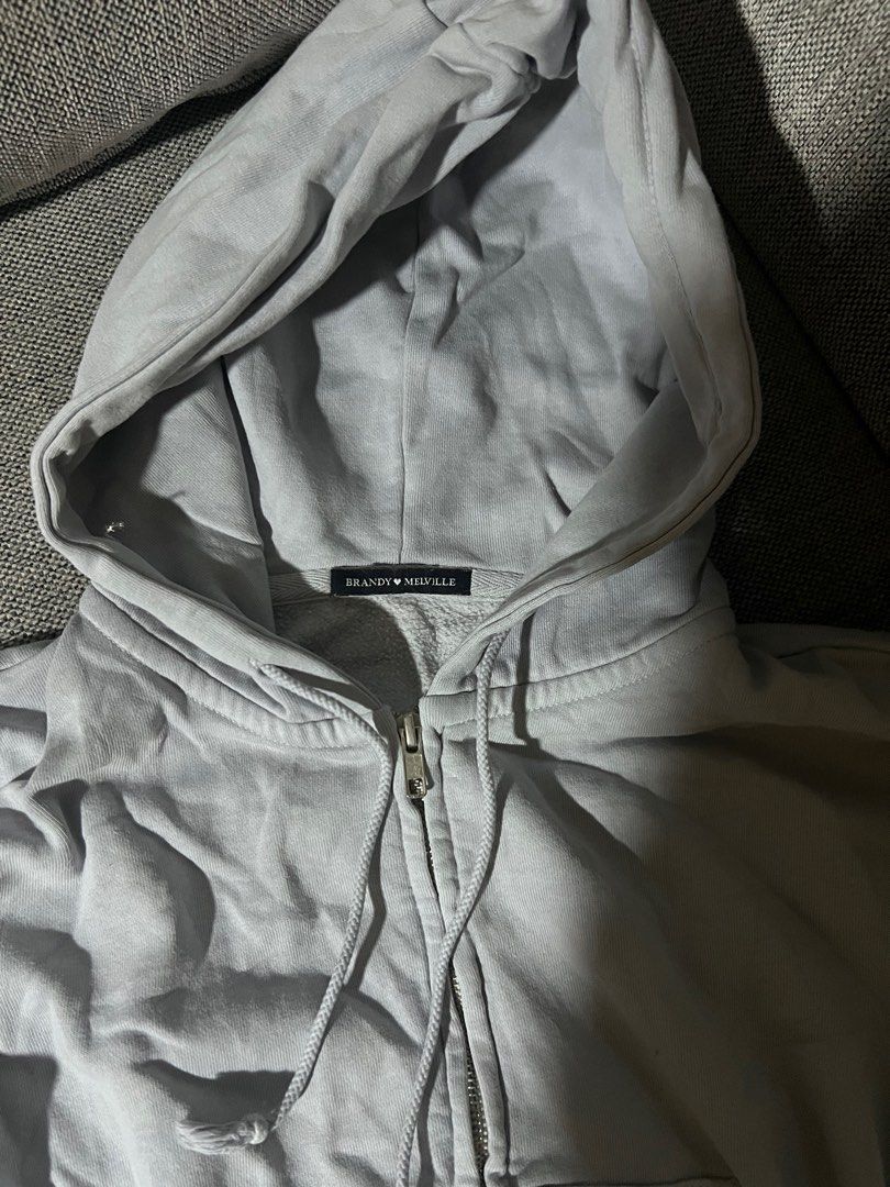 Brandy Melville cropped hoodie Women s Fashion Coats Jackets and Outerwear on Carousell