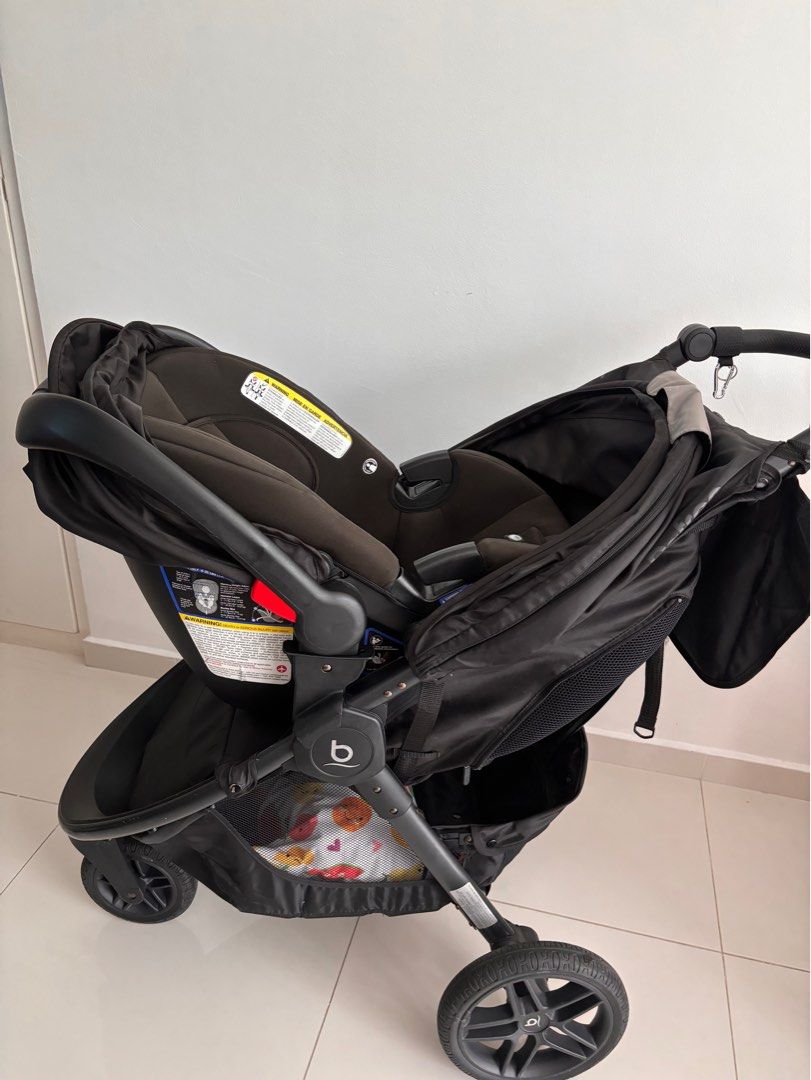 Britax B free stroller B Safe Gen 2 Infant Car Seat Babies Kids Going Out Strollers on Carousell