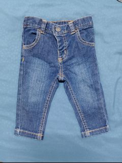 (Category: ) located in . Submitted by Nhara (Listing ID 1295190223, Image 1). Description: .