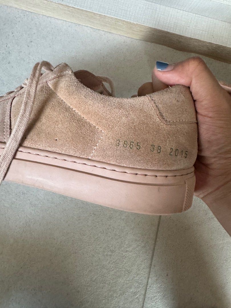 Common projects (Category: Sneakers) located in Singapore. Submitted by yuuuuw. (Listing ID 1295295133, Image 5). Description: .