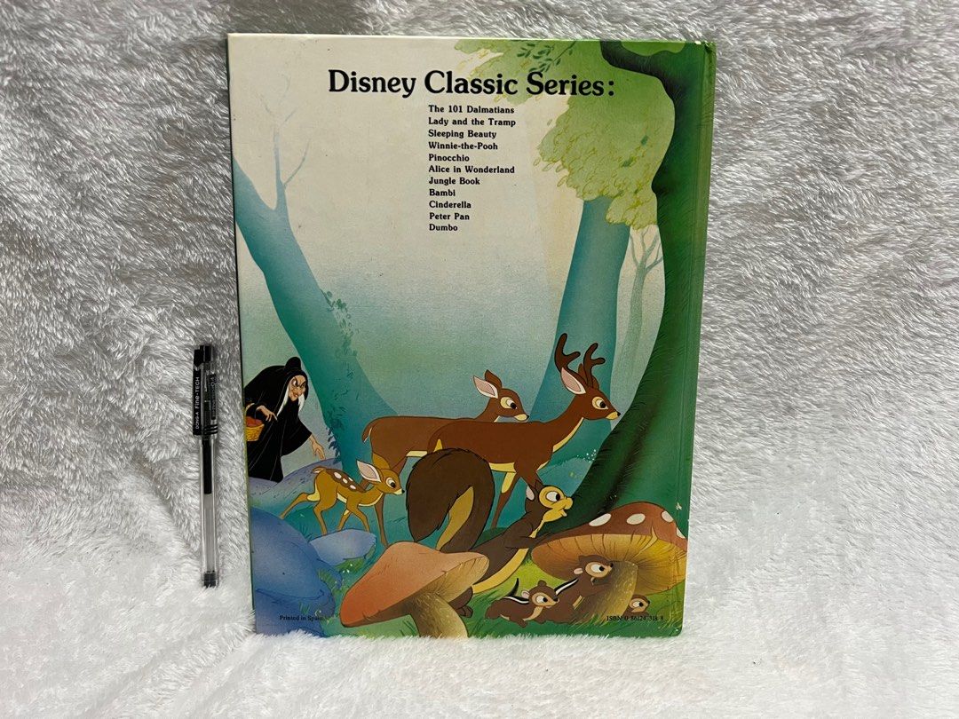 Disney Snow White and the Seven Dwarfs (Category: Storybooks) located in Quezon City. Submitted by sky_bookstore (Listing ID 1295334152, Image 2). Description: Hardcover Book Disclaimer: We sell pre-loved books. Kindly expect that there might be minor flaws, such as shelf wear, creases and other common signs of usage. Location: Sauyo, QC.
