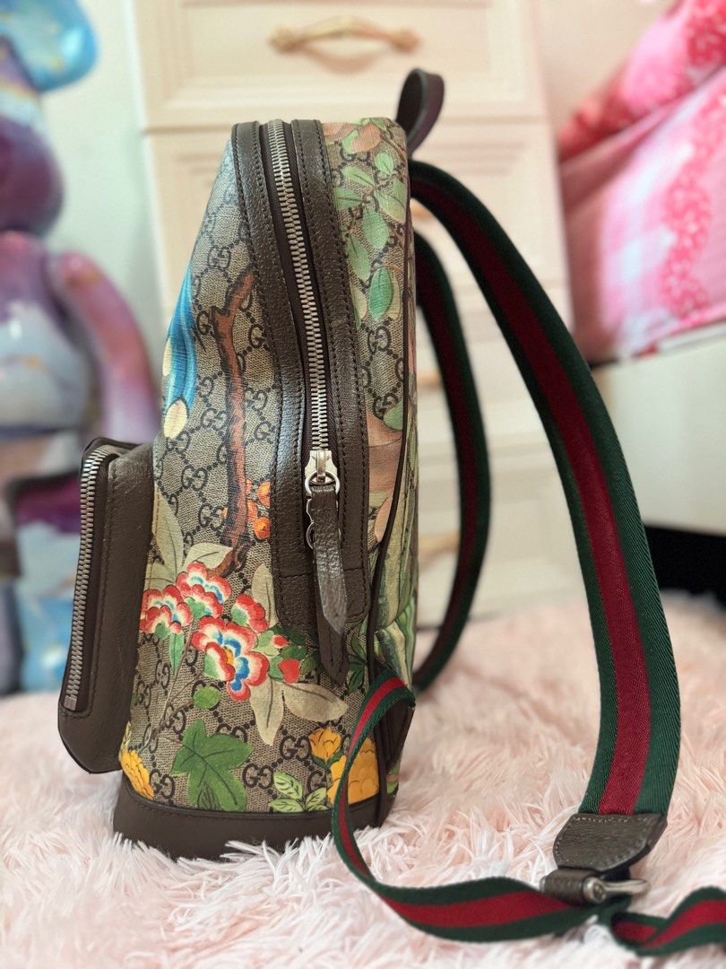 authentic Gucci SUPREME BIRDS BACKPACK