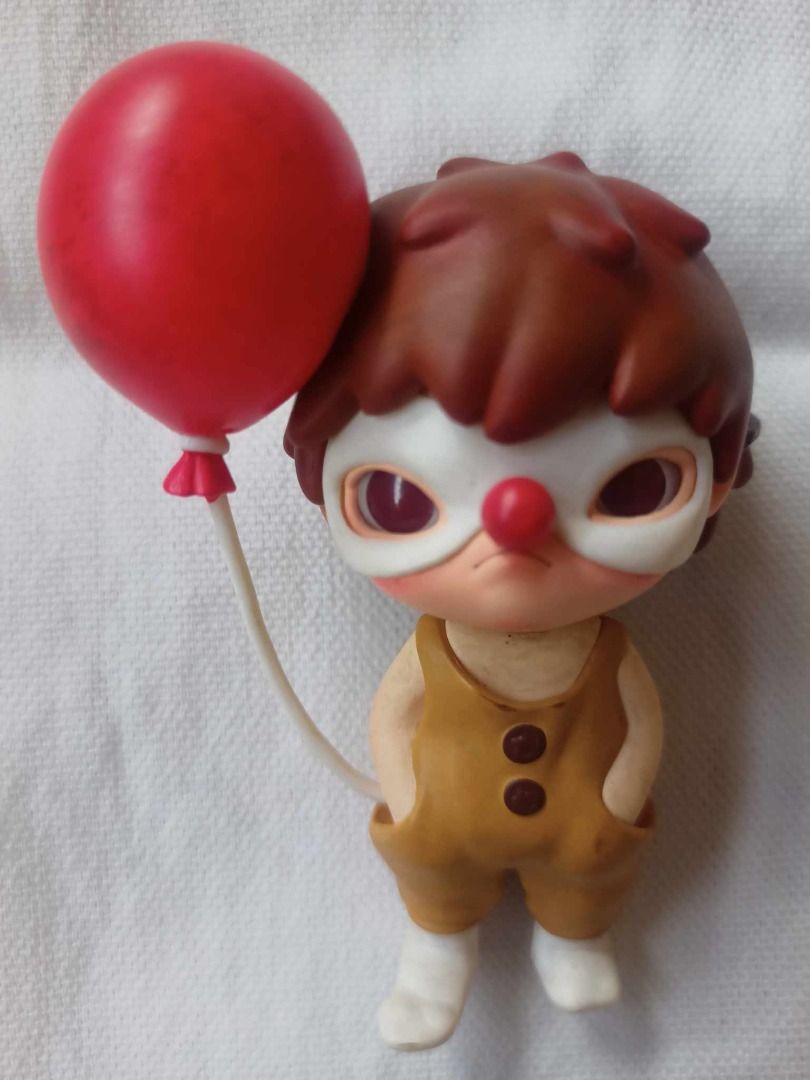 Hirono Persona Little Mischief (Category: Designer & Blind Box Toys) located in Quezon City. Submitted by jcmdeleon (Listing ID 1295331729, Image 2). Description: - with complete inclusions - good condi but still x sensi mop: gcash/maya/bpi mod: sdd/lbc/jnt/ggx/flash/sco 📌 : diliman, qc/biñan, laguna.