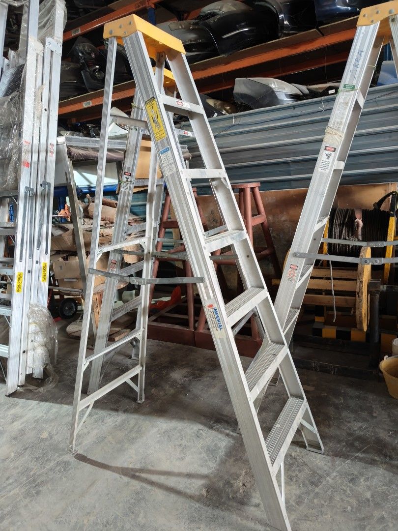 Industrial Ladder65073571312897110