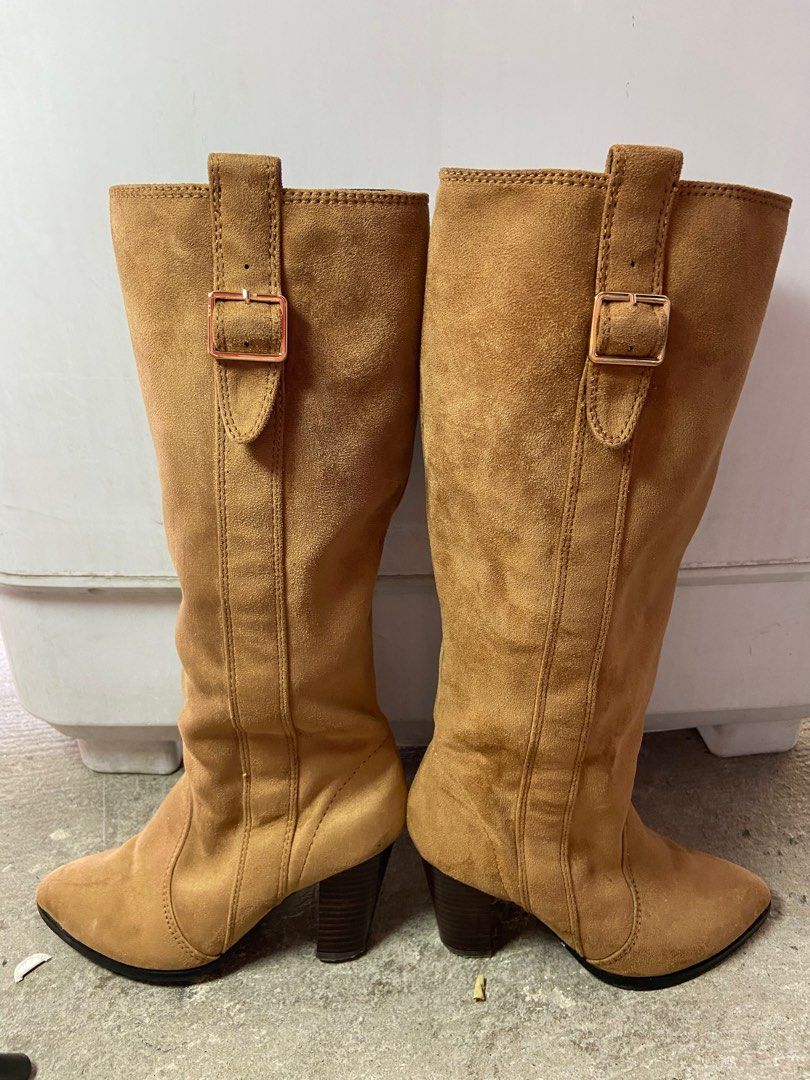 Knee length boots ₱850 Size 7-8 (Category: Boots) located in Taguig. Submitted by Rare_findsmnl (Listing ID 1295347504, Image 3). Description: Knee length boots ₱850 Size 7-8.