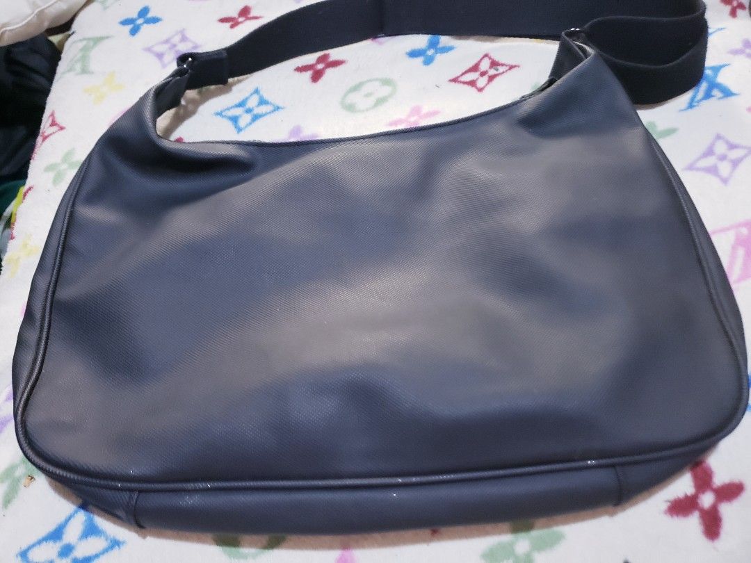 LACOSTE vintage bag (Category: Luxury Bags & Wallets) located in Marikina City. Submitted by racoon143 (Listing ID 1295194202, Image 3). Description: no issue.. slightly negotiable Lacoste vintage handbag, Measurement 16 inches wide and 11 inches tall has normal wear as posted in photos..