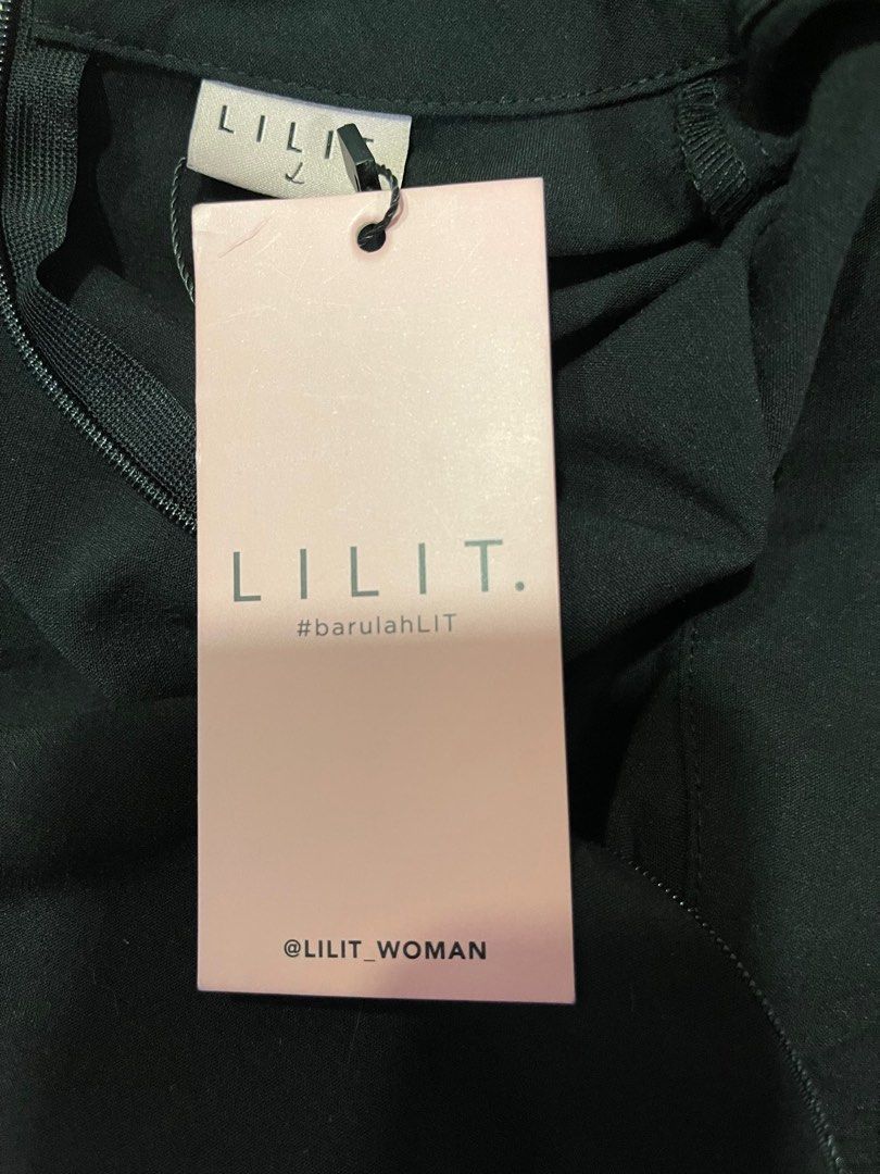 lilit pleated shawl